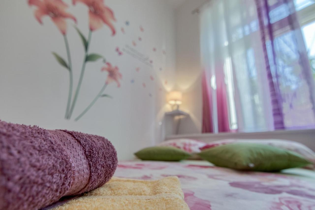 Apartment Ljube Пула Екстер'єр фото